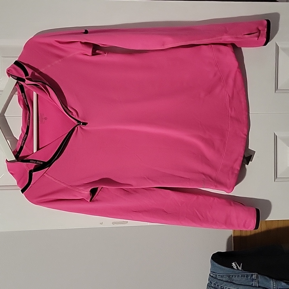 NIKE pink